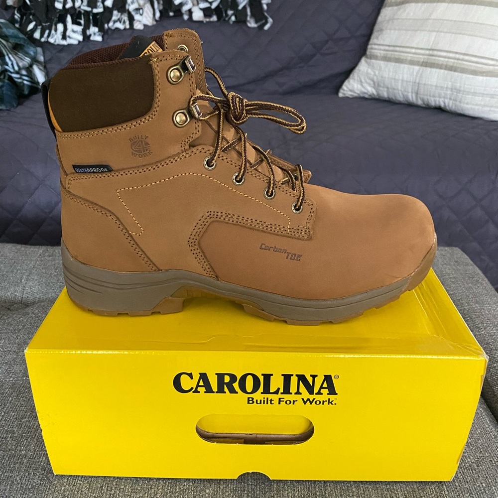 Carolina boots never worn